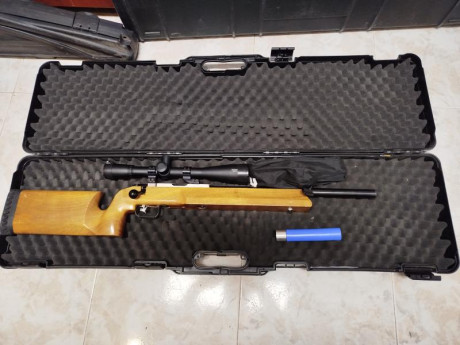 Vendo por cese de actividad , y problemas de salud, carabina Anschutz modelo 2007/2013, en buen estado.
Regalo 00