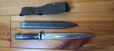 De mi colección una de los bayoneta k98 más buscados.
El sgx44...ya no tenían tornillos en las cachas 01