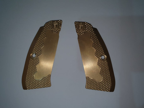 PISTOLA VENDIDA...  Me queda todo el equipo de IPSC: -Doble cinturón talla pequeña, pistolera ZURDA y 00