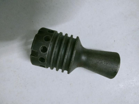 Hola, vendo unas cuantas piezas y complementos de la ametralladora Mg -42

Correa de lona de ultima epoca 60