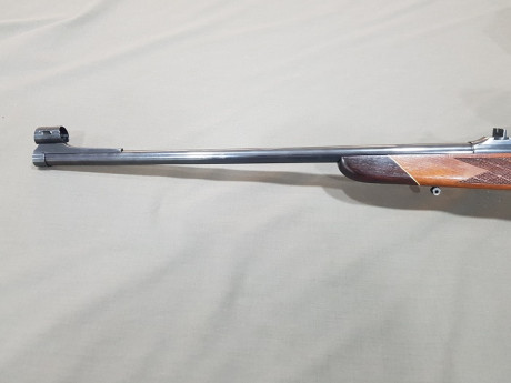 Vendo Sauer Weatherby calibre 300wby con bases/monturas Shuler y visor Carl Zeis 1,5-6x, por tener el 01