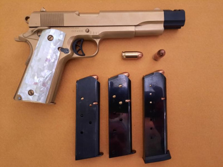 Hola a todos. Estoy buscando una Colt 1911 5" en 45 negra o acero en perfecto estado y precio razonable.Por 40