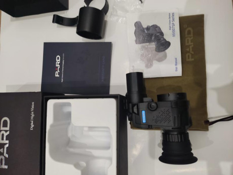 Vendo monocular nocturno acoplable Clip-on Pard NV007 SP LRF 940. Se puede utilizar como monocular, o 02