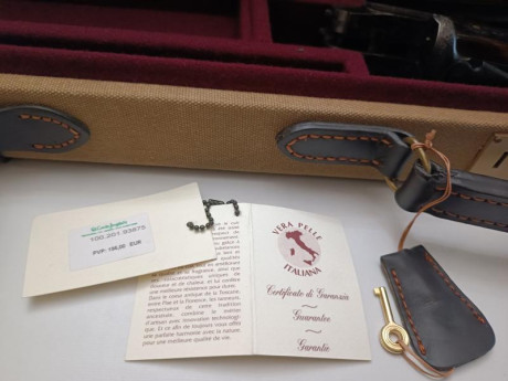 Vendo escopeta paralela ARRIETA modelo Montaña expulsora de 1964 con 2 juegos de cañones numerados 1 y 21