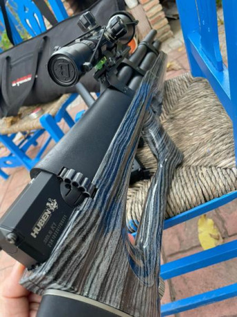 vendo huben k1 semiautomatico calibre 5,5 precio 1300 euros mas envio.
El visor de la foto no esta incluido 00