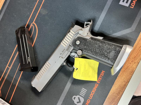 Comprada nueva en marzo 2023 para competir en IPSC. Pero por falta de tiempo e interés, la pistola no 11