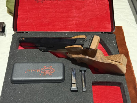 VENDIDA .pistola Morini CM 22M , cal .22LR , en perfecto estado con su estuche . Se encuentra depositada 00