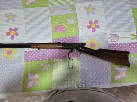 Vendo carabina Tigre corto 44-40 con funda de cuero,por no usarlo rebajado  400 Euros. Mas portes. Esta 00