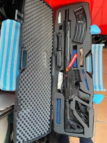 Buenas. 
Pongo en venta este arma. No cambios. Se encuentra en Granada guiada con licencia A. Arma de 02