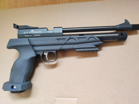Hola. 
Pongo a la venta mi Stinger de co2 4.5
En principio lo vendo todo junto.
Consta de la Stinger cp2, 00