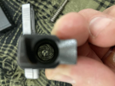 :arrow: Buenas tardes, por no portar/usar, se vende Glock 48 Silver, comprada a mediados del 2019, como 91