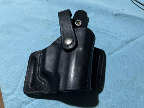 Vendo funda bikini de cuero por 20 eu, entrego en mano en Benaguacil-Valencia 02