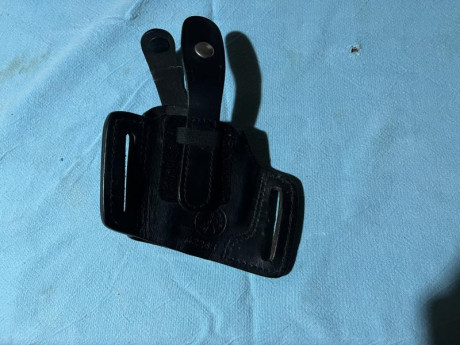 Vendo funda bikini de cuero por 20 eu, entrego en mano en Benaguacil-Valencia 00