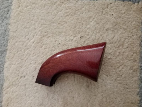 Vendo magnifico revólver Uberti modelo catlelman 22LR perfecto funcionamiento y muy bien cuidado guiado 20