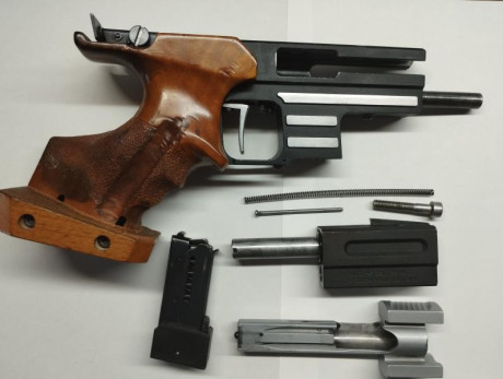 Vendo Pardini HP Calibre 32 SW usada pero en perfecto estado de funcionamiento, creo he sido su segundo 10