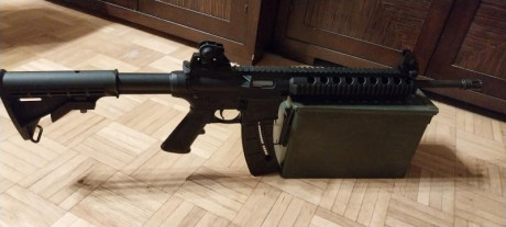 Vendo carabina MP15 cal 22 culata retráctil, en Madrid,  portes no incluidos.
Con 1 cargador extra. 00
