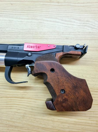 Vendo pistola Feinwerkbau  P 34 en muy buen estado tanto metal como maderas.
Como todas las de la marca 01