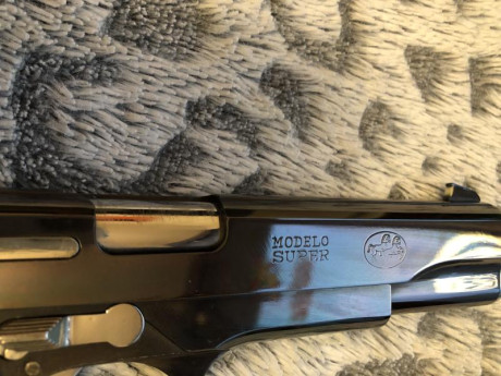 Vendo pistola Star Súper B, 9mmP, en perfectísimo estado, con pavón precioso azulalo, perfecta para precisión, 21
