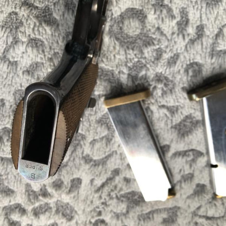 Vendo pistola Star Súper B, 9mmP, en perfectísimo estado, con pavón precioso azulalo, perfecta para precisión, 20