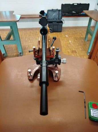 Vendo por cese de actividad , y problemas de salud, carabina Anschutz modelo 2007/2013, en buen estado.
Regalo 80