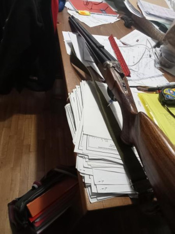 Conocéis algún tipo de alza que se pueda instalar en una escopeta paralela? Ya que tienen la solista "hundida" 130