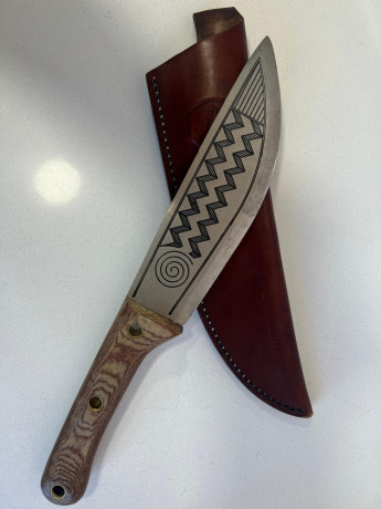 Vendo este cuchillo Condor.

Usado, buen estado. 

80€ envío aparte. 01