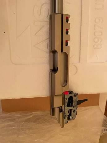 Se vende  Acción Anschutz 2013  (solo la acción y el tubo). Comprada en Alemania. Calibre 22 lr. Tubo 01