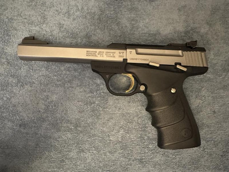 Buenas noches,

Vendo Pistola Browning Buck Mark Standard Stainless URX Cal.22lr.
La pistola es del 2023 11