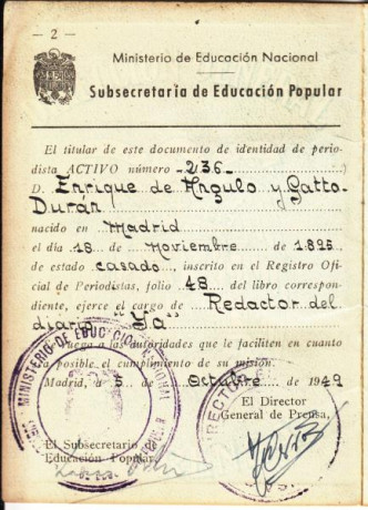  EN RECUERDO Y HOMENAJE A LOS QUE YA NO ESTÁN. 

Si pones en  GOOGLE    PASAPORTES EN LA MEMORIA   da 72