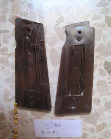 VENDO: 
 .. Varias cachas de armas cortas (pistolas), unas conocidas y otras si determinar ..

Iré colocando 21