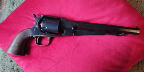 Vendo revolver Remington SANTA BARBARA con cartuchera, comprada en EE.UU.
Punto de mira ajustado a 25 10