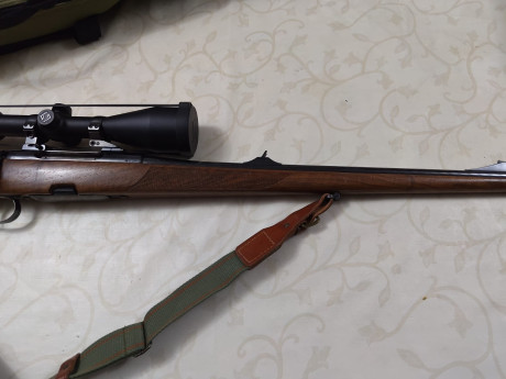 Malinncher de cerrojo de caja larga 3006. con visor Zeiss Diavari 3-12*56
Precio 2000 euros , envio aparte. 00