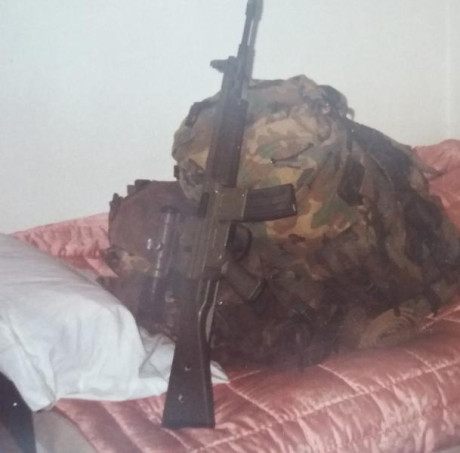 Se ha fotografiado a 25 guardias fronterizos con el CETME L... 60