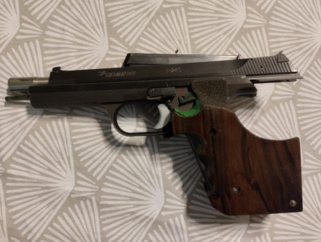 se vende por no usar calibre 38wc funciona perfectamente un cargador cacha talla m zona de Valencia 850 01