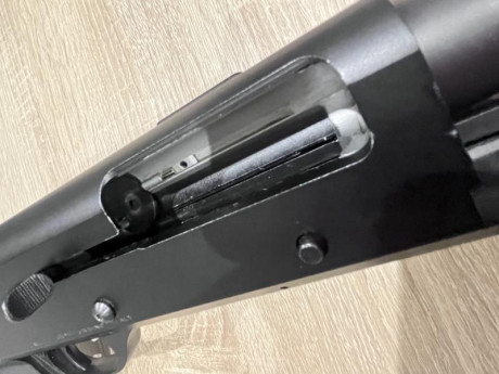 Vendo Benelli M3 Súper 90, una de las mejores escopetas tácticas. 
Ha tenido poco uso, está en muy buen 00