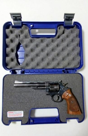 VENDIDO
Pongo a la venta estuche rígido arma corta Smith & Wesson Large Azul sin estrenar. 10