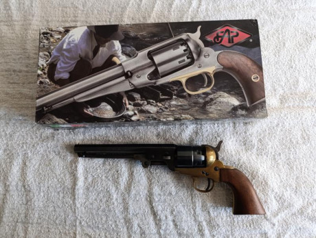 Revólver de avancarga Pietta 1851 REB NORD NAVY. 44 BRASS FRAME OLD WEST comprado en Armería Trelles sin 02