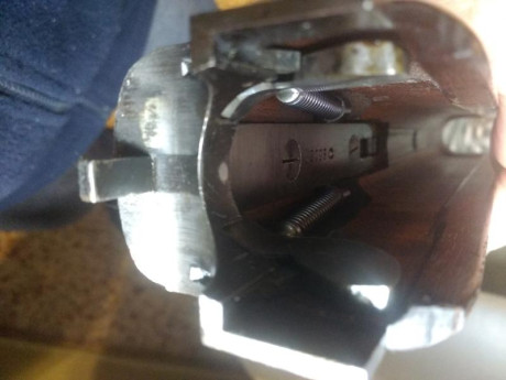 Vendo escopeta de trap Miroku 3800 W gama alta. Está toda labrada y maderas del grado 5 acabadas al aceite, 42