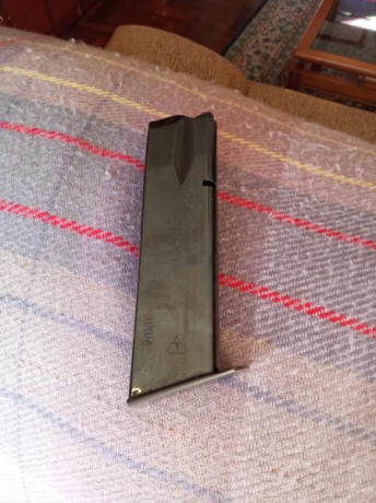 saludos: pongo a la venta un cargador 9 mms Tanfoglio original de 16 cartuchos, no se exactamente que 01
