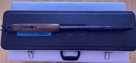 Se vende escopeta de tiro al plato Laurona Gold Sporting, calibre 12, medida del cañón 71 cm con 1 gatillo 20