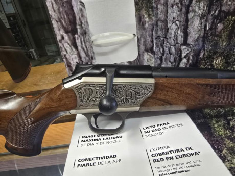 Se vende blaser r93 luxus en calibre 30-06, lleva magnaport, rifle muy cuidado con 1 roce en el guardamontes 01
