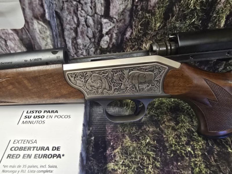 Se vende blaser r93 luxus en calibre 30-06, lleva magnaport, rifle muy cuidado con 1 roce en el guardamontes 00