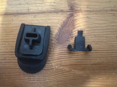 Vendo pistola HK USP COMPAT, la misma se encuentra en perfectas condiciones mecánicas y estéticas, se 00