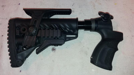 Se venden estos accesorios para escopetas Mossberg 500/590, cal.12 (según fabricante también es compatible 02