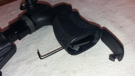 Se venden estos accesorios para escopetas Mossberg 500/590, cal.12 (según fabricante también es compatible 30