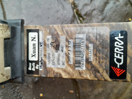 Hola, cambio arco de poleas HOYT USA mod REBELT XT, de camuflaje en buen estado, practicamente sin marcas 01