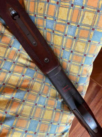 Un amigo vende esta escopeta FN para plato.  BROWNING - GTI   PLUS TR-30.           12 GA.  de 30” (76 01