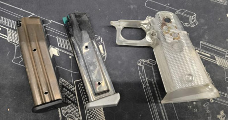 CZ 75, Shadow 1 y Shadow 2, kit calibre 22 - 50 euros
CZ Shadow 2, 9pb - 40 euros
CZ Shadow 1, 9pb - 35 01