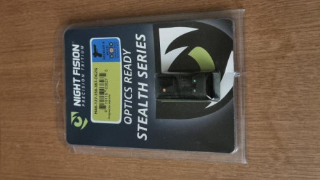 Hola,

Se venden 2 conjuntos de alza y punto de mira de tritio, uno para HK SFP9/VP9 y otro para Sig Sauer 00