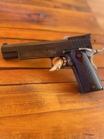 Buenos días, por falta de uso vendo mi pistola STI Target Master, en la misma guía va un carro del 22LR. 02